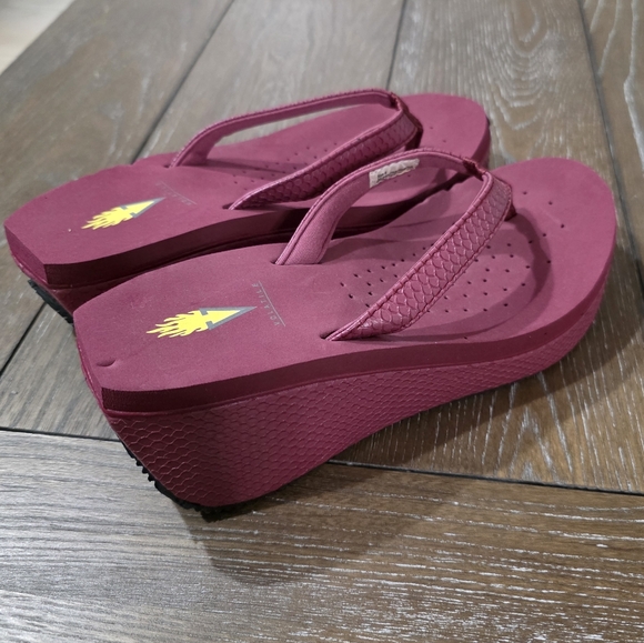 Volatile Womens Cha-Ching Wedge Sandal, Women's Size 8 - Picture 1 of 10